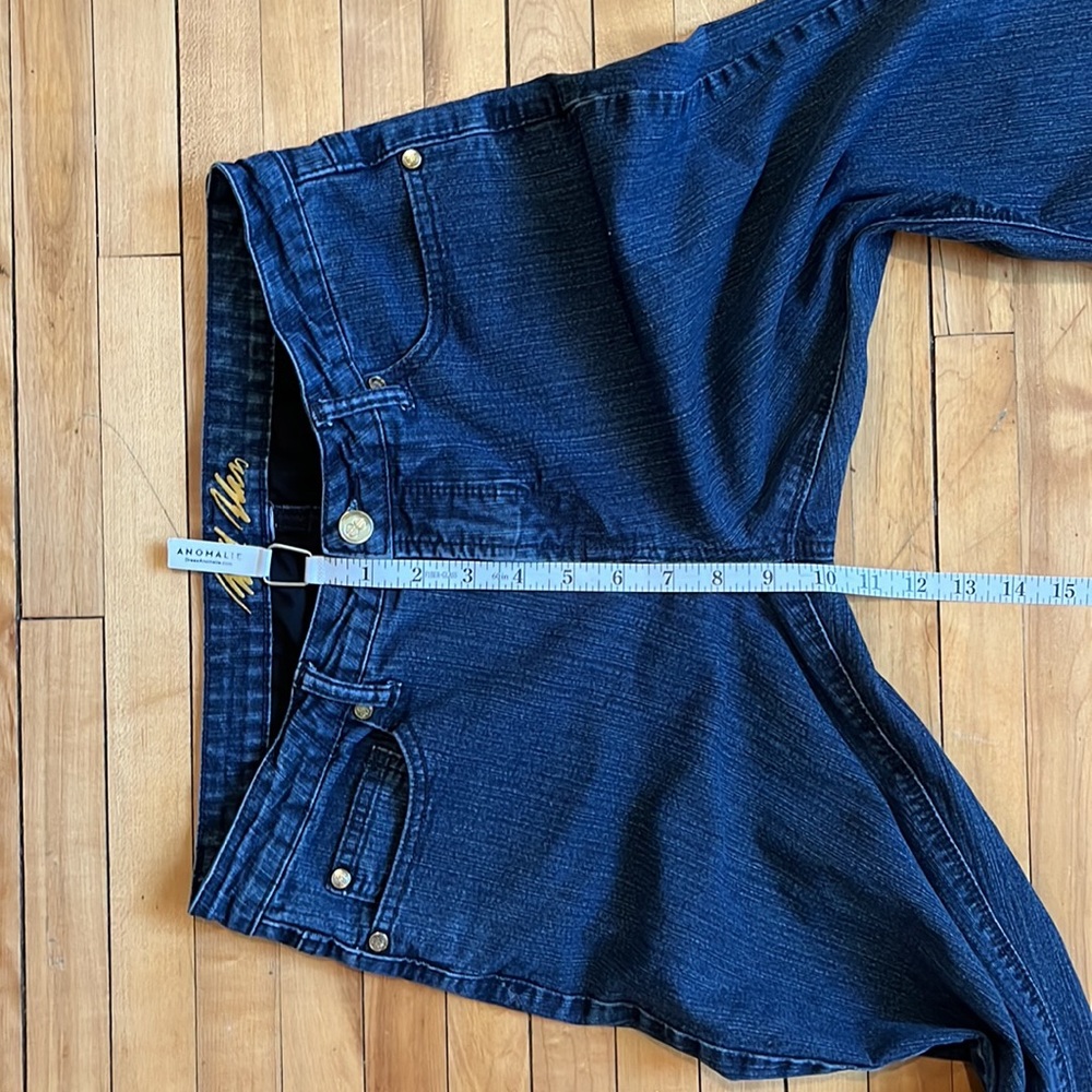 Bill Blass Jeans - Picture 13 of 14